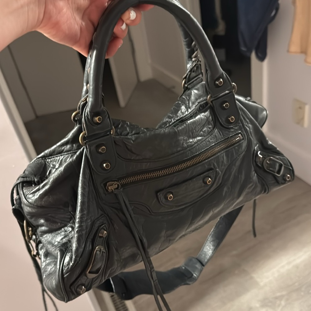 Authentic Balenciaga Twiggy Bag Black Aged Gold Hardware ❤️